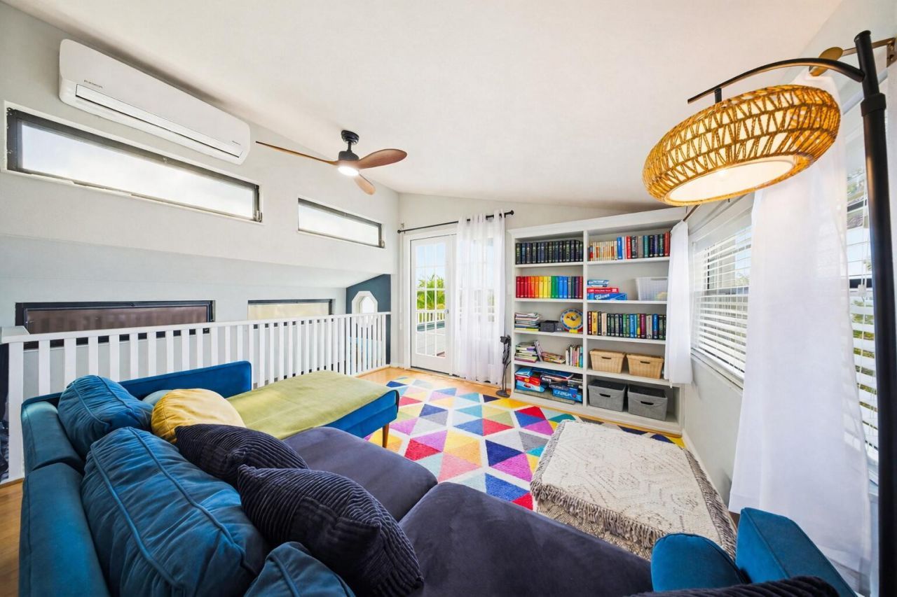 17151 Marlin Drive, Sugarloaf, FL 33042 Photo