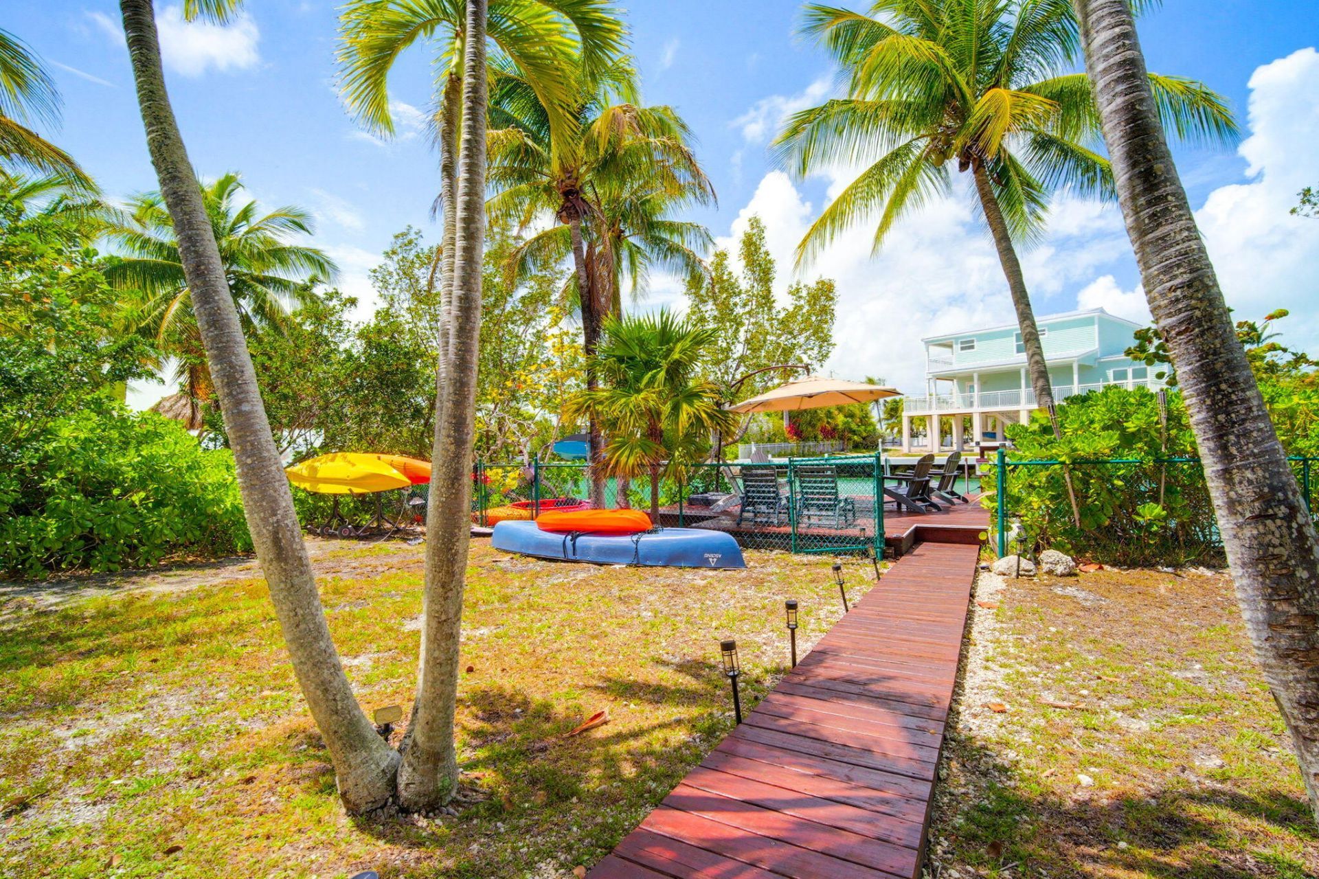 17151 Marlin Drive, Sugarloaf, FL 33042 Photo