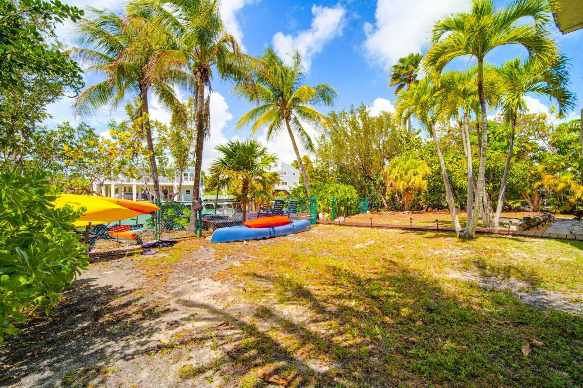 17151 Marlin Drive, Sugarloaf, FL 33042 Photo