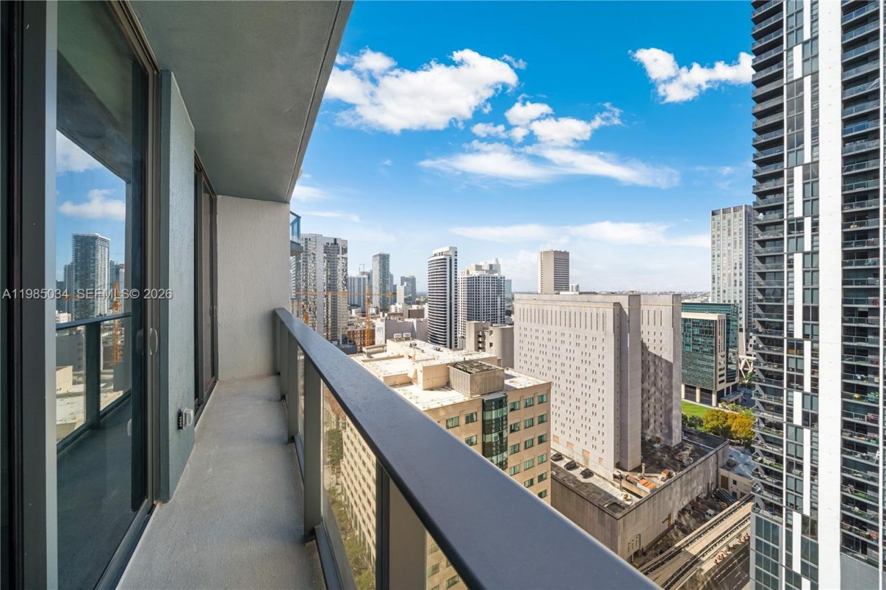 121 NE 5th St, Unit 2706, Miami, FL 33132 Photo