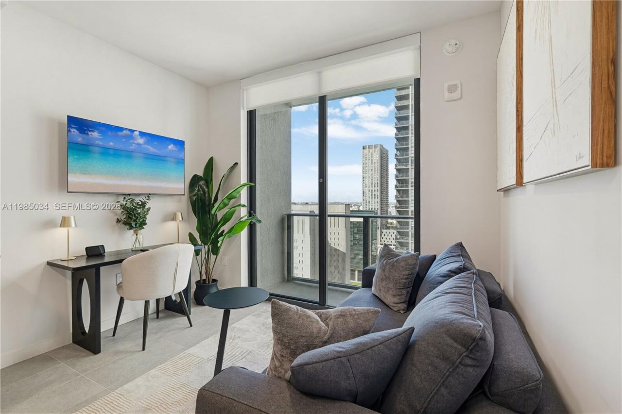 121 NE 5th St, Unit 2706, Miami, FL 33132 Photo