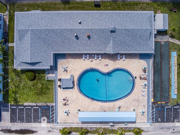 1300 N 12th Ct, Unit 6A, Hollywood, FL 33019