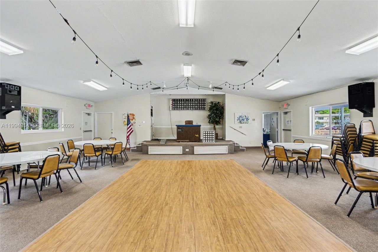 1300 N 12th Ct , Unit 6A, Hollywood, FL 33019 Photo