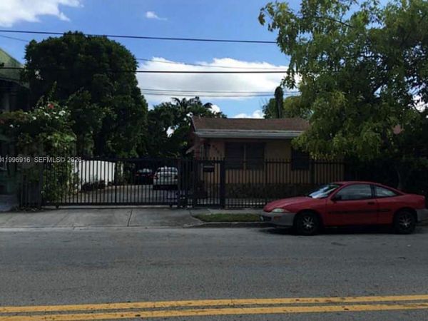 2528 SW 16th St , Miami, FL 33145