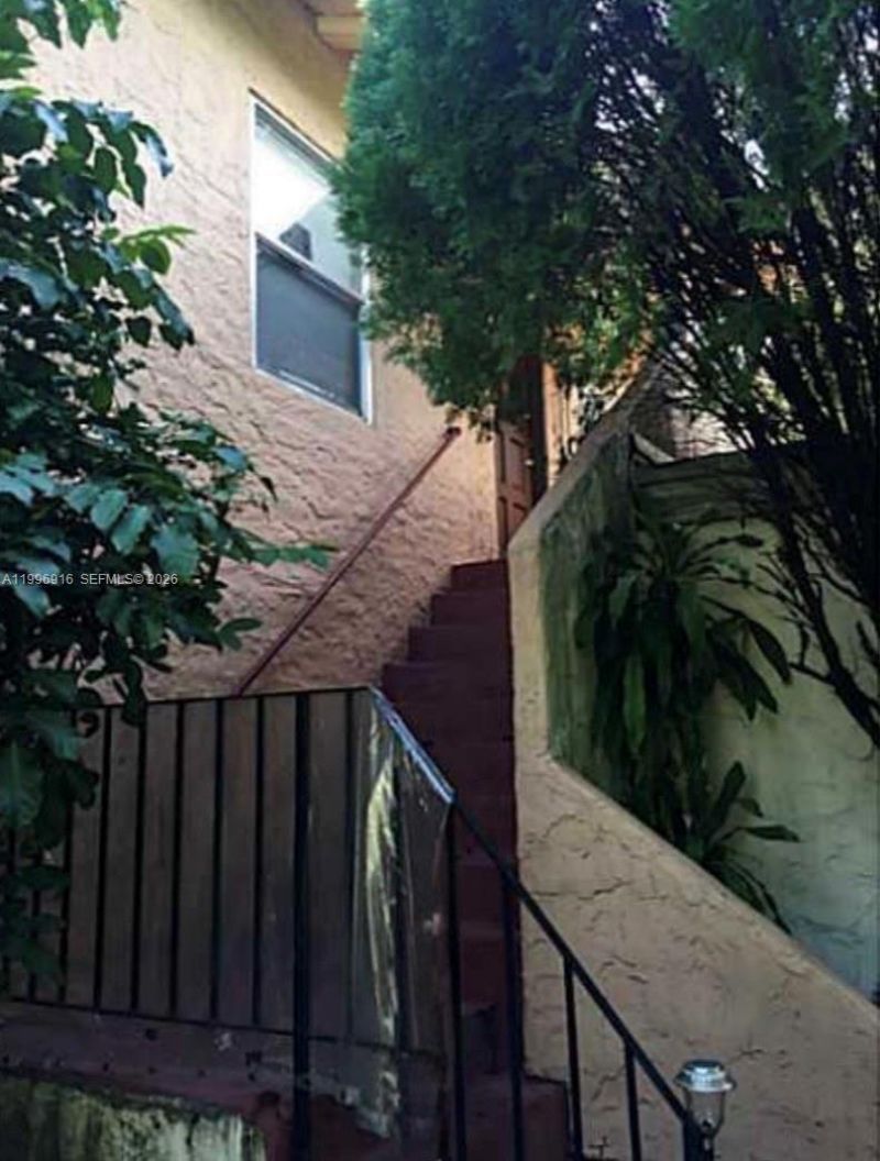 2528 SW 16th St, Miami, FL 33145 Photo