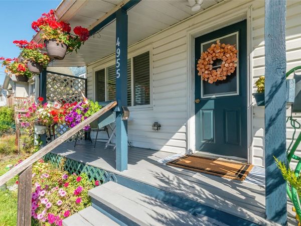 4955 Elizabeth St , Port Alberni, BC V9Y 6M4