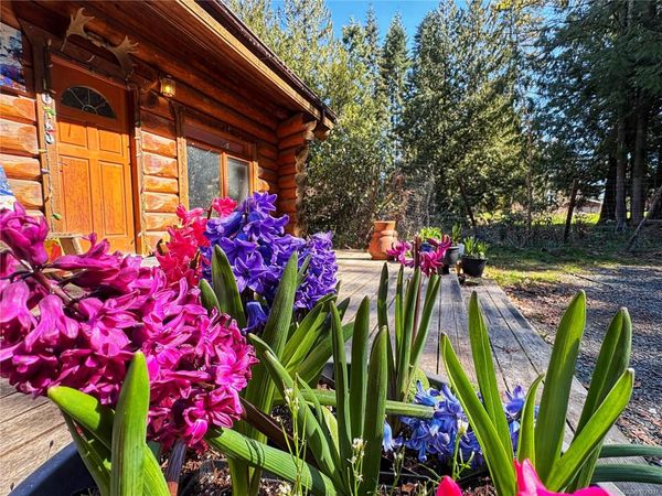 10760 Guilbride Dr, Saltair, BC V0G 2B2