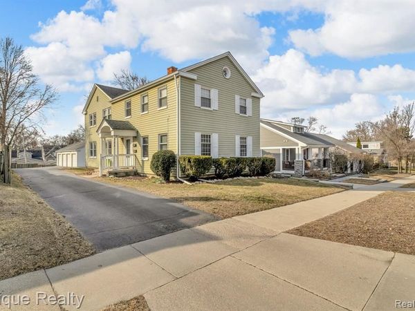 333 WOODWARD Avenue, Rochester, MI 48307