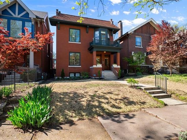 6046 Westminster Place , St Louis, MO 63112