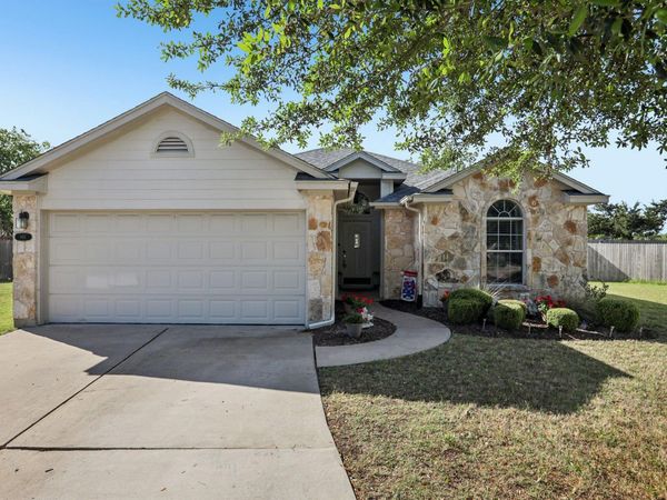 901 Kenneys WAY, Round Rock, TX 78665