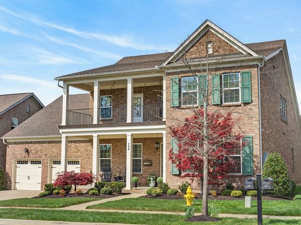 135 Ashington Cir, Hendersonville, TN 37075