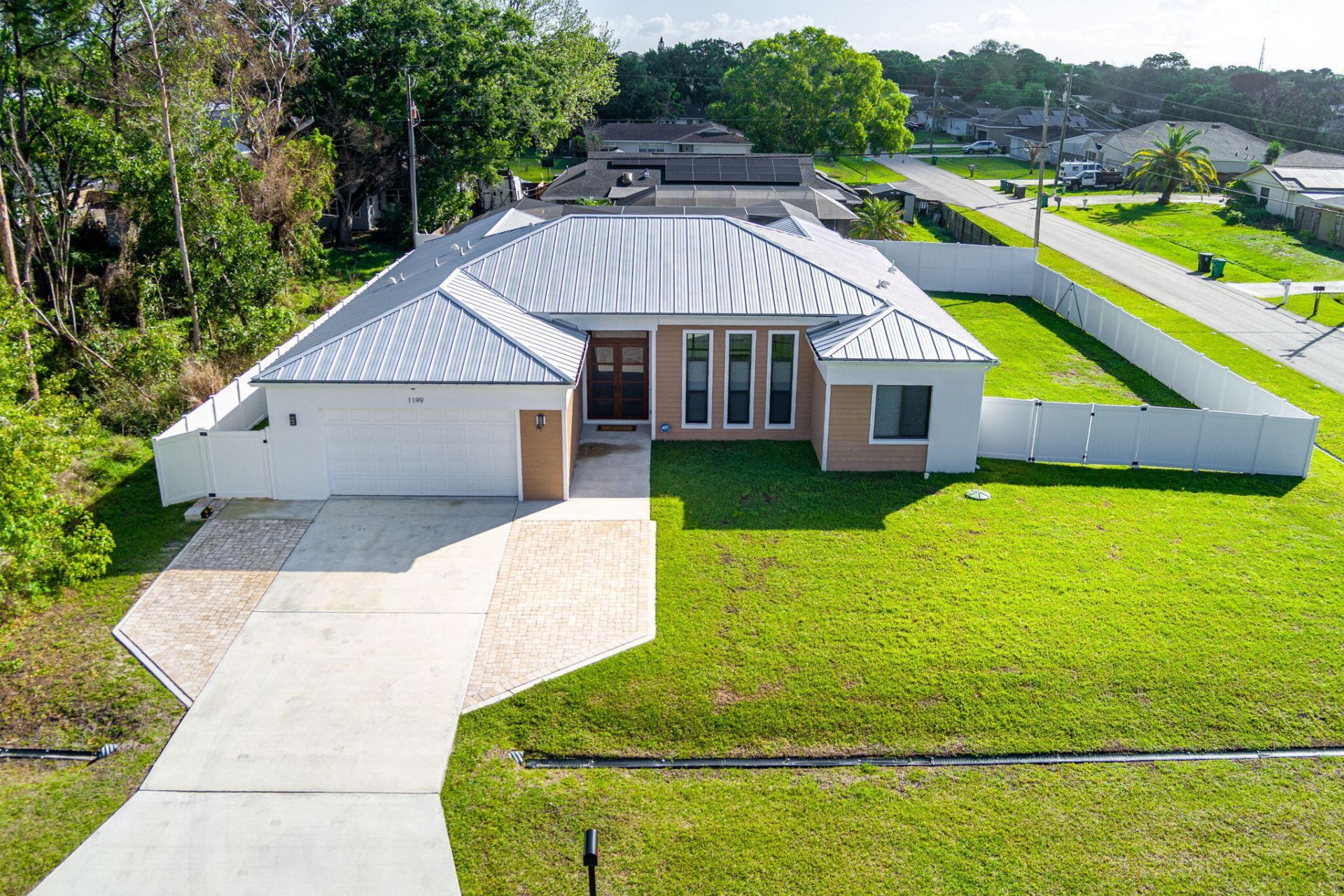 1199 SE Puritan Lane, Port Saint Lucie, FL 34983 Photo