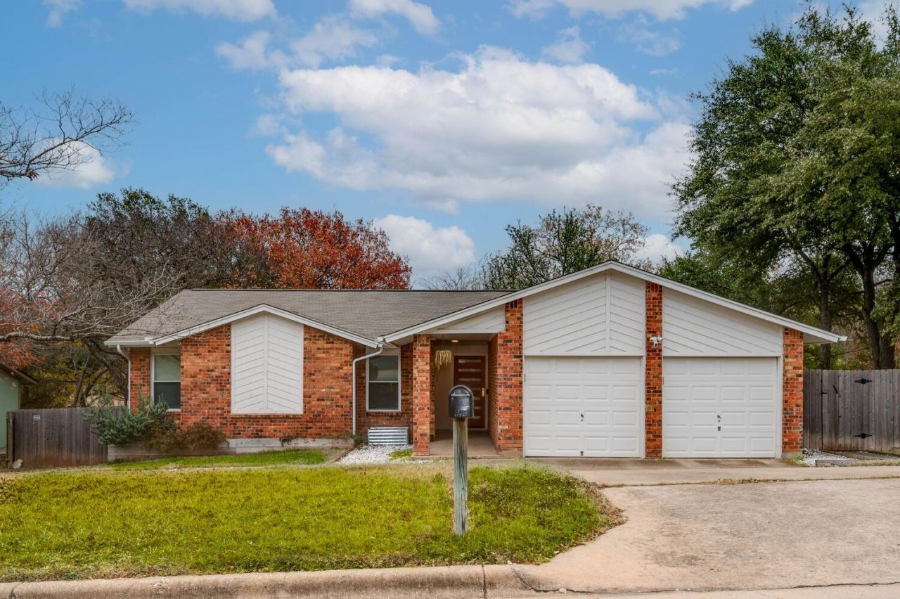11203 Brushy Glen Dr, Austin, TX 78754 Main Photo