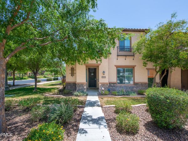 699 W VILLAGE Parkway, Litchfield Park, AZ 85340