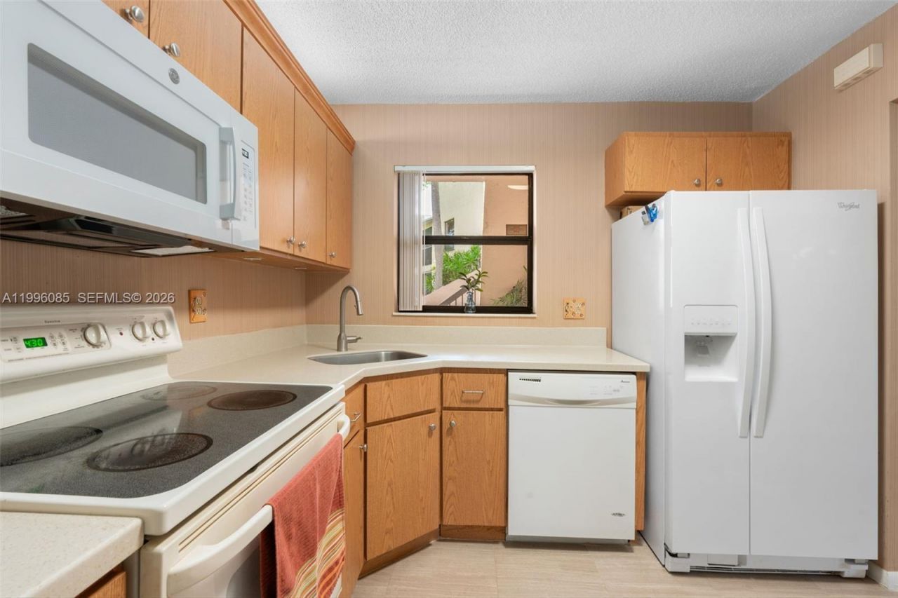 3244 NW 47th Ave, Unit 3298, Coconut Creek, FL 33063 Photo