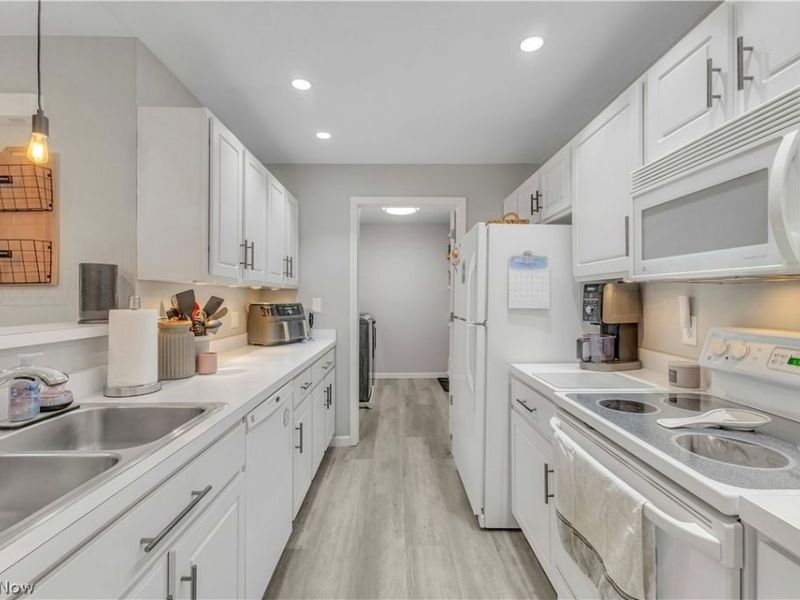 28340 Center Ridge Road, Unit 124, Westlake, OH 44145 Photo 14