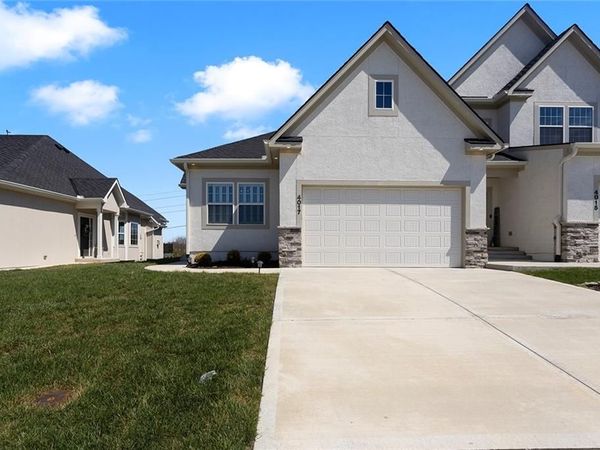 4017 NE Sagamore Drive, Lee's Summit, MO 64064