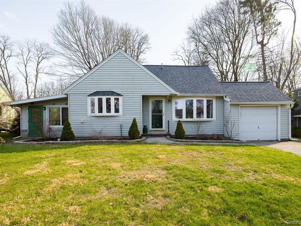 6 Gale Drive, Poughkeepsie, NY 12603