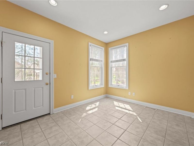 1542 Glen Lyon Drive, Westlake, OH 44145 Photo 19