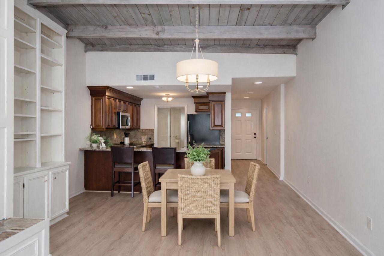 306 Ventura Place Photo 10