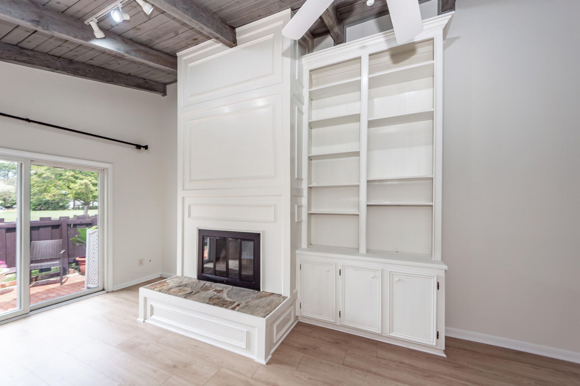 306 Ventura Place Photo 13