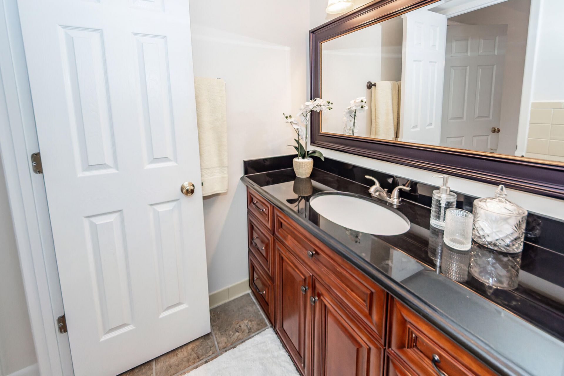 306 Ventura Place Photo 17