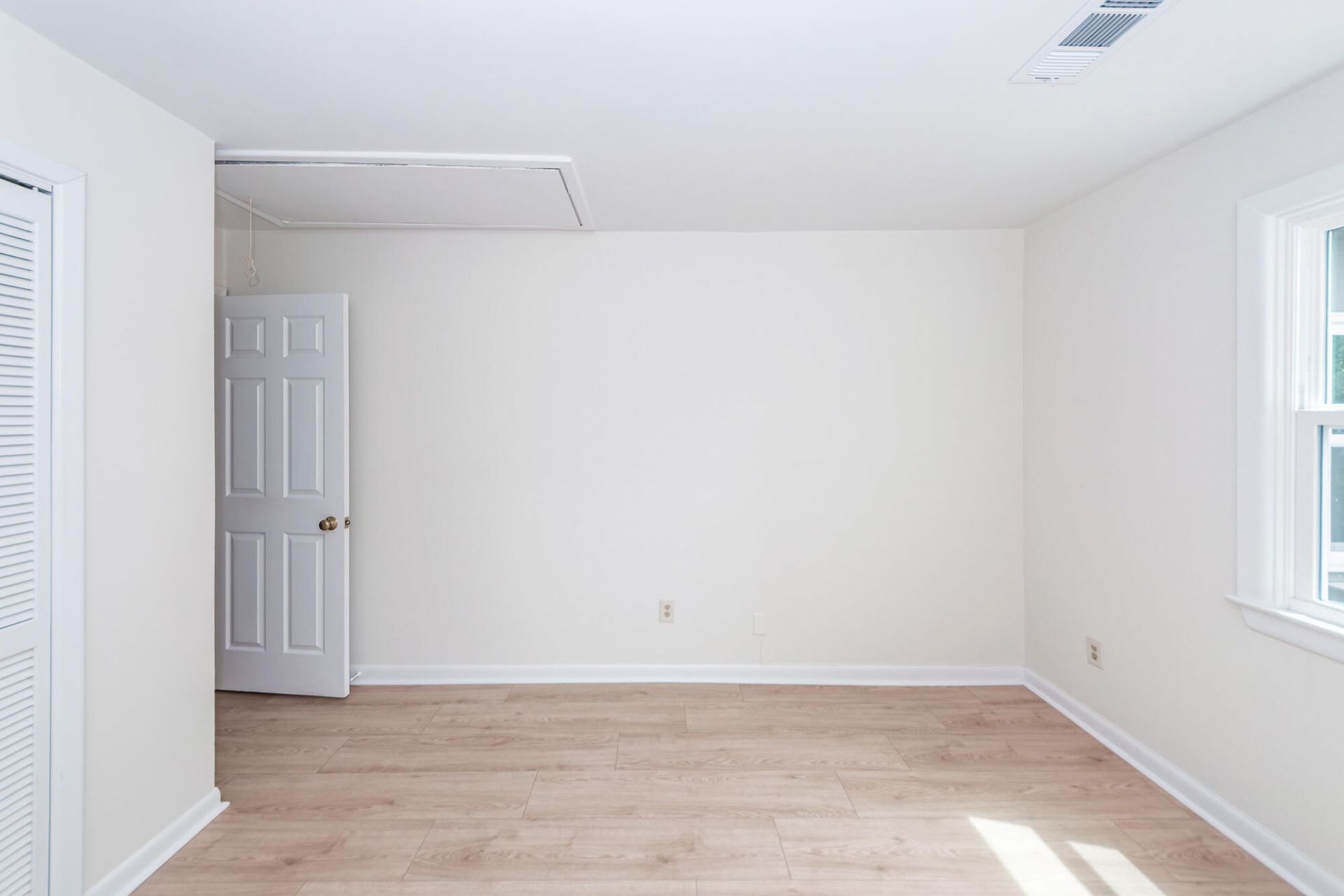 306 Ventura Place Photo 20