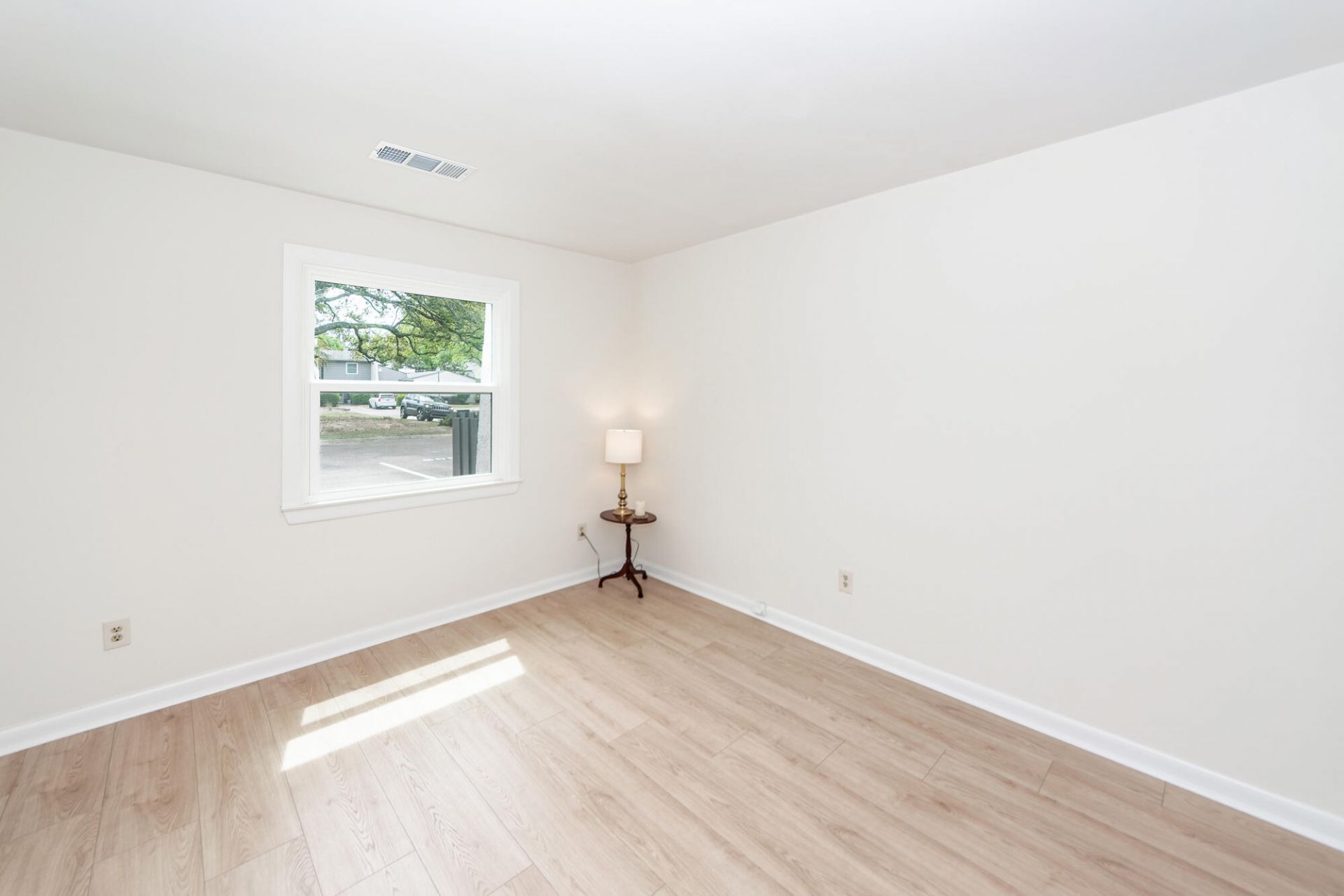 306 Ventura Place Photo 21