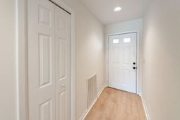 306 Ventura Place photo 4