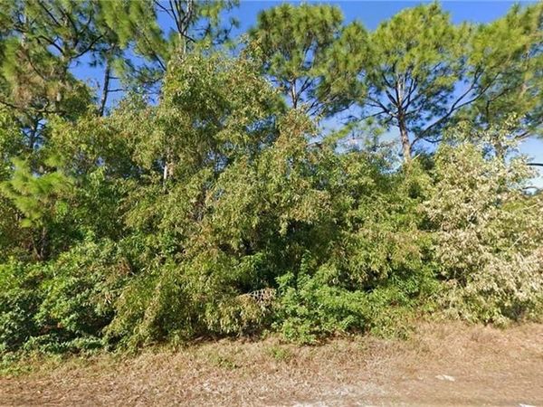 2901 13th ST W, LEHIGH ACRES, FL 33971