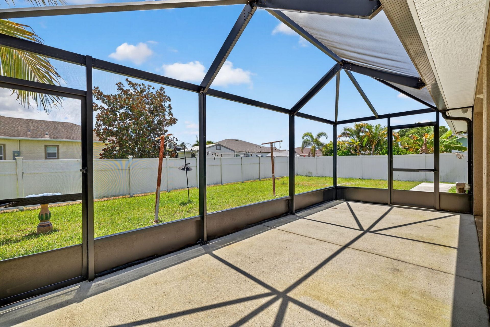 5547 NW Cordrey Street, Port Saint Lucie, FL 34986 Photo