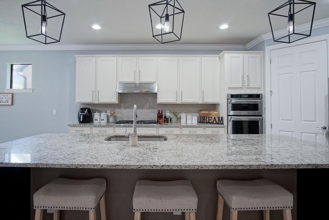 301 SE Huntington Circle, Port Saint Lucie, FL 34984 Photo