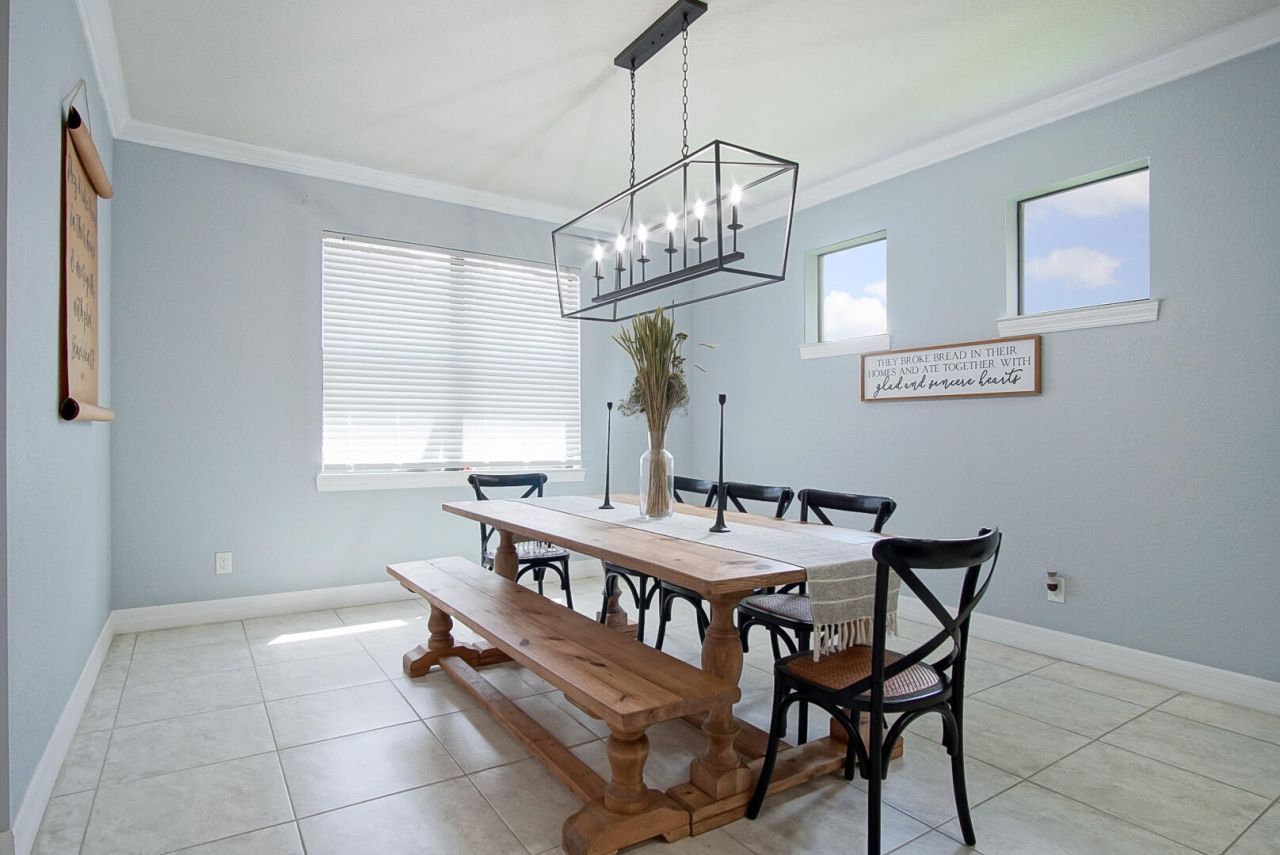 301 SE Huntington Circle, Port Saint Lucie, FL 34984 Photo