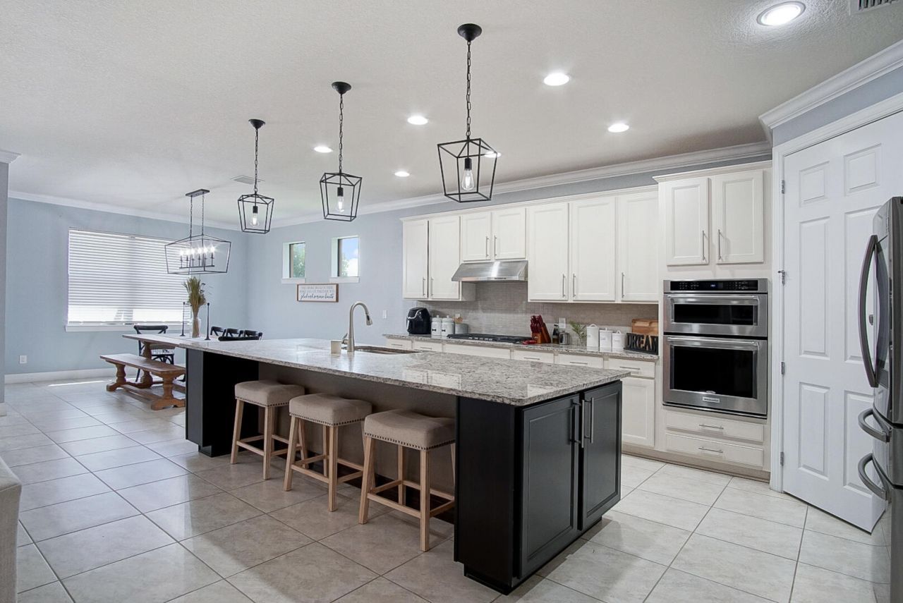 301 SE Huntington Circle, Port Saint Lucie, FL 34984 Photo