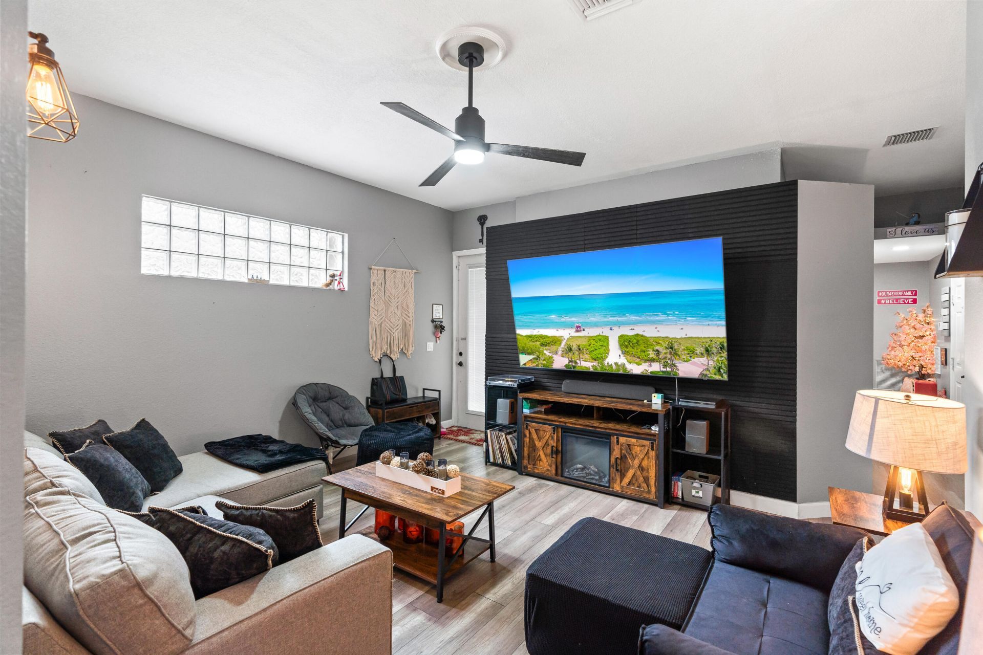 121 Prestige Drive, Royal Palm Beach, FL 33411 Photo