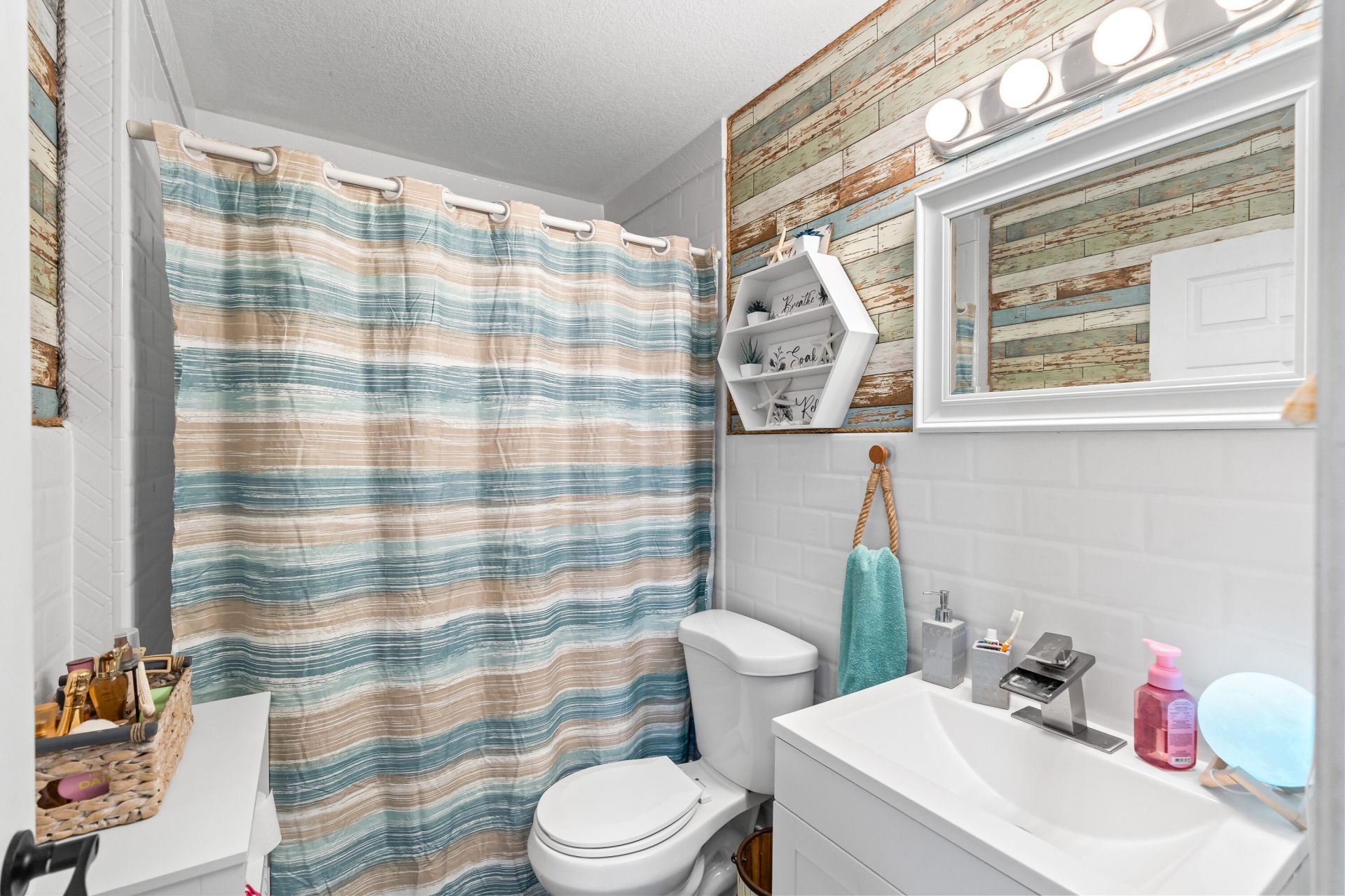 121 Prestige Drive, Royal Palm Beach, FL 33411 Photo