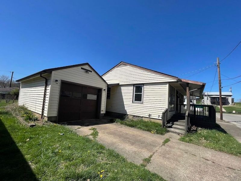 234 N Bridge Street, Newcomerstown, OH 43832 Photo 3