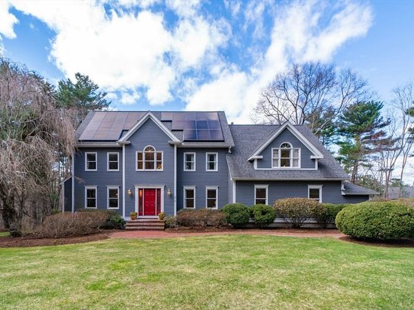 215 Causeway St, Medfield, MA 02052