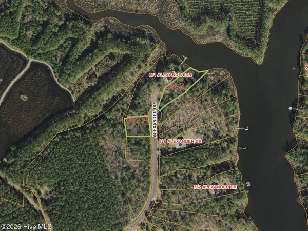 2 Alexander Drive, Belhaven, NC 27810