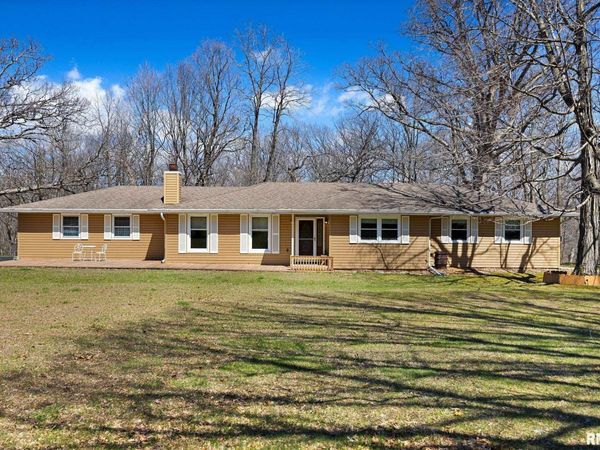 2353 HOLLANDS GROVE Road, Washington, IL 61571