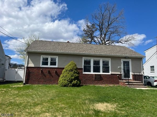 76 Liberty St, Clifton, NJ 07013