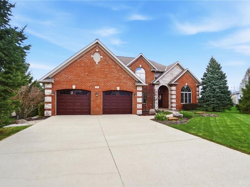 713 Stone Hollow Place, Bellefontaine, OH 43311 Photo 3