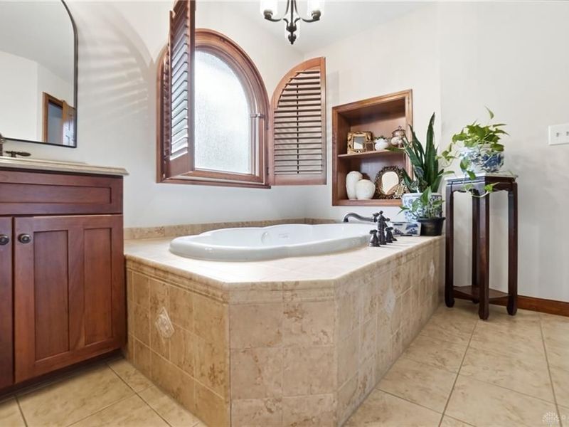 713 Stone Hollow Place, Bellefontaine, OH 43311 Photo 35