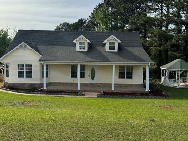 121 County Road 372, Trinity, AL 35673