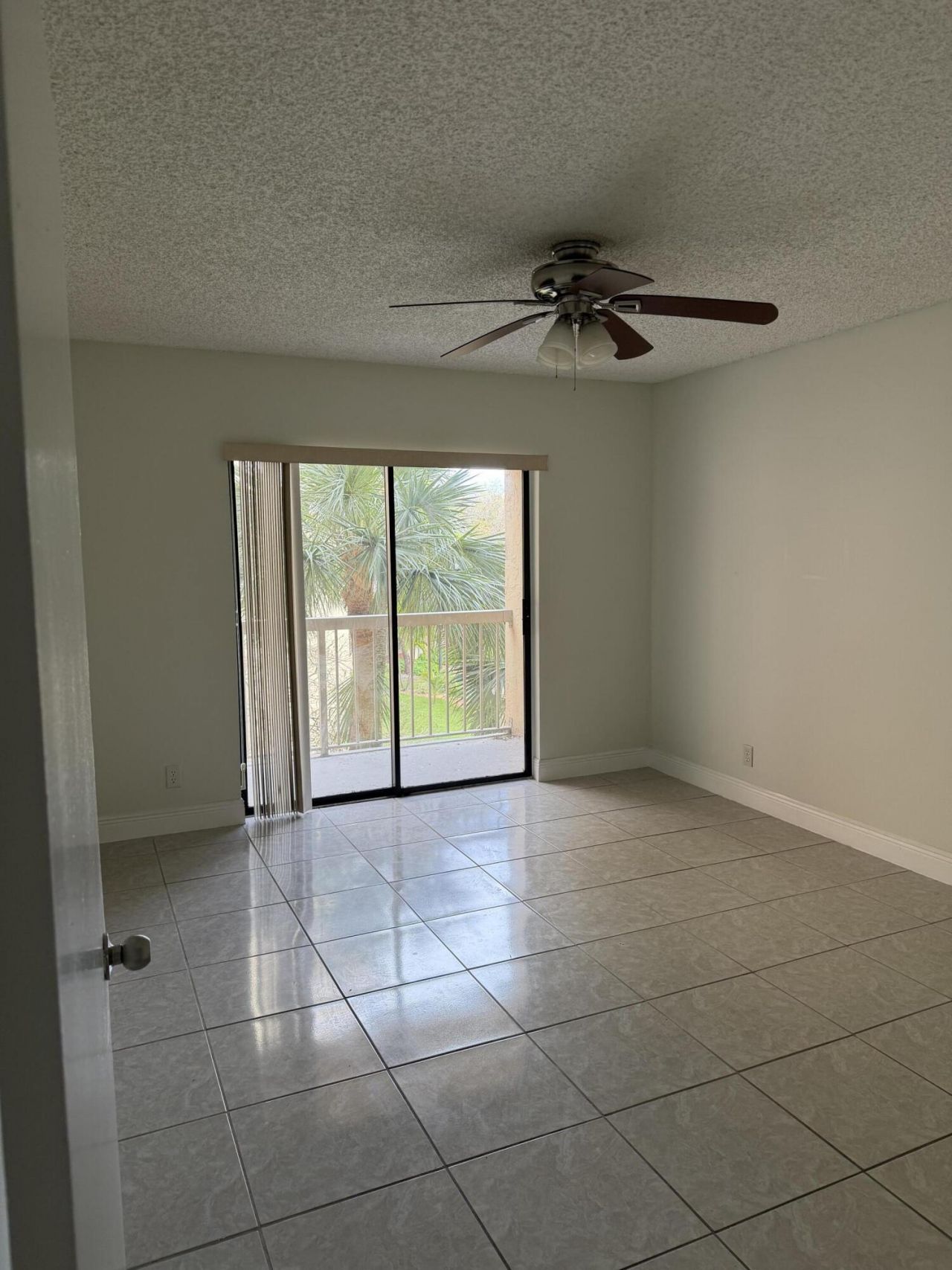 8343 Lake Drive, Unit 207, Doral, FL 33166 Photo
