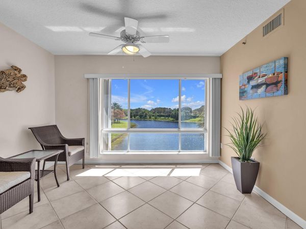 5842 Crystal Shores Drive, Unit 302, Boynton Beach, FL 33437