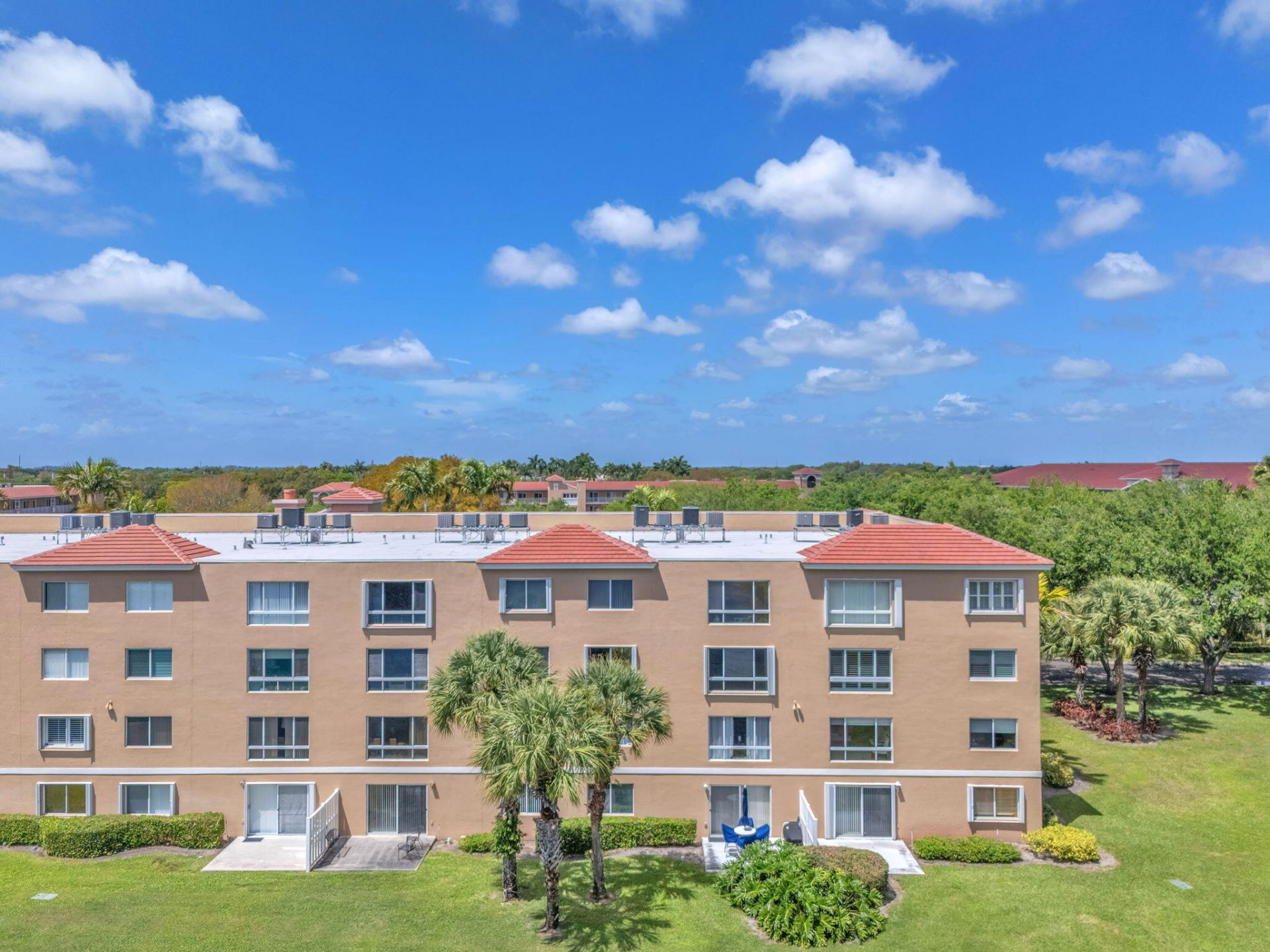 5842 Crystal Shores Drive, Unit 302, Boynton Beach, FL 33437 Photo