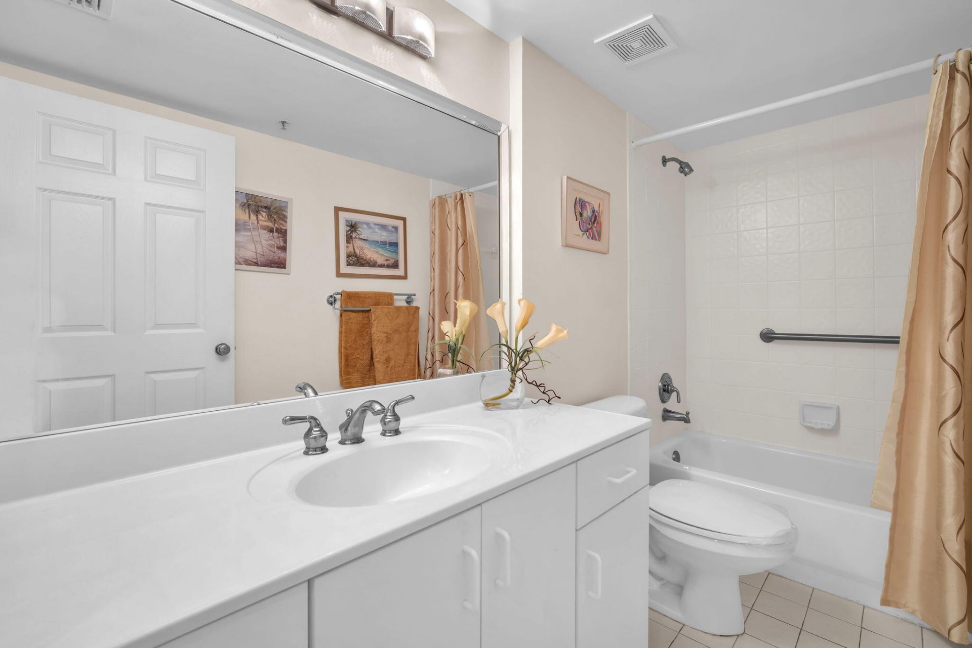 5842 Crystal Shores Drive, Unit 302, Boynton Beach, FL 33437 Photo