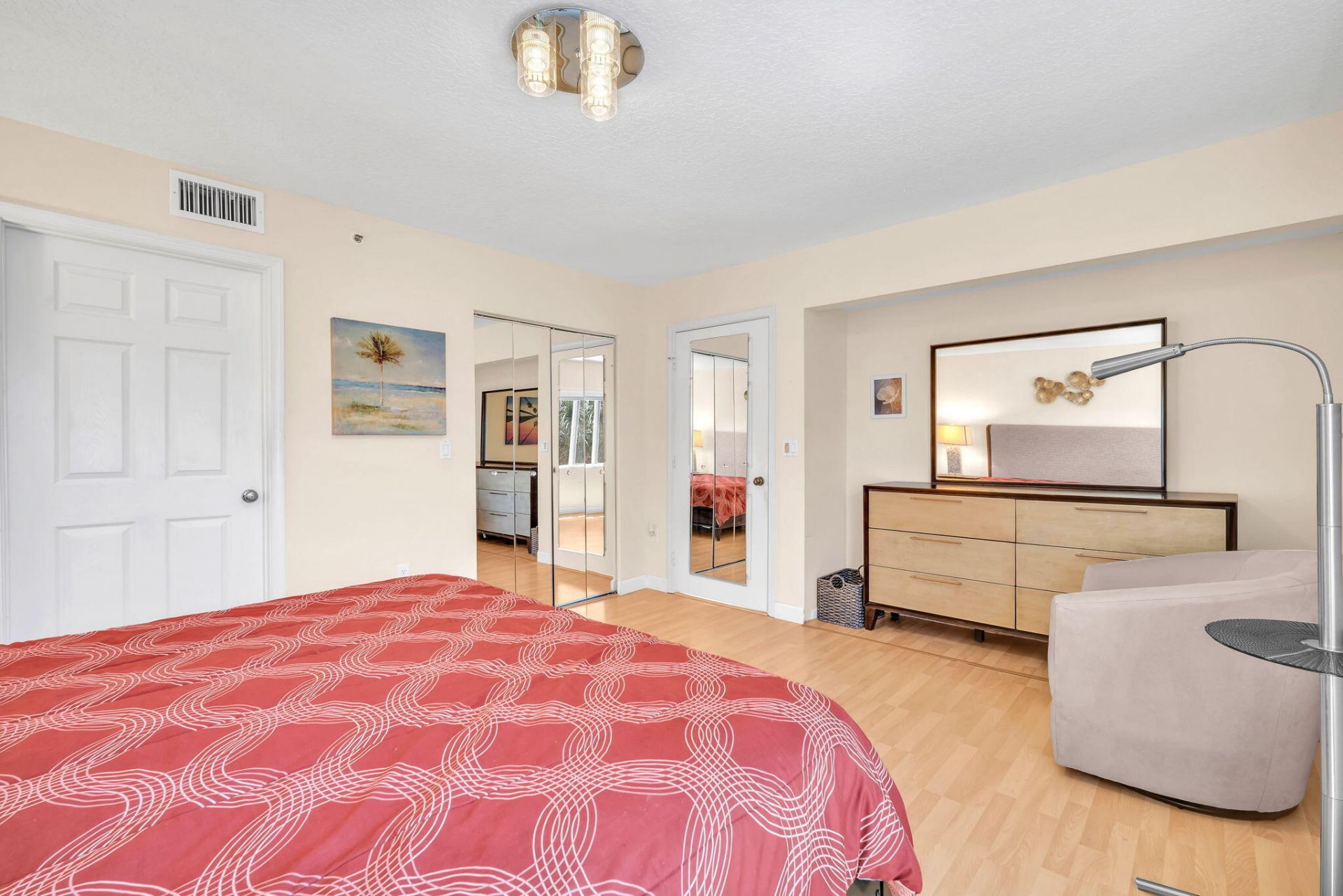 5842 Crystal Shores Drive, Unit 302, Boynton Beach, FL 33437 Photo