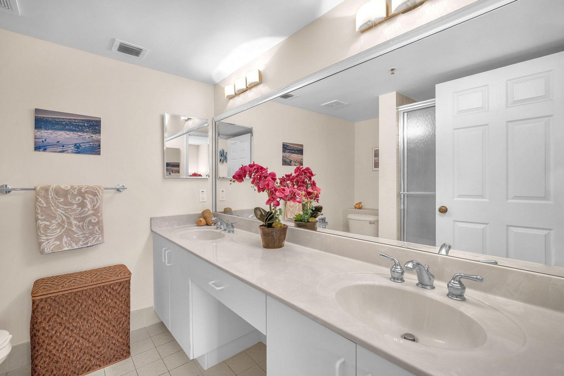 5842 Crystal Shores Drive, Unit 302, Boynton Beach, FL 33437 Photo